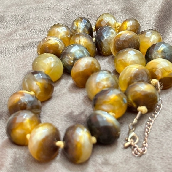 Necklace Hand knotted Faux Acrylic Tigers Eye Facets Choker Chunky Beads 4099 - Picture 3 of 16